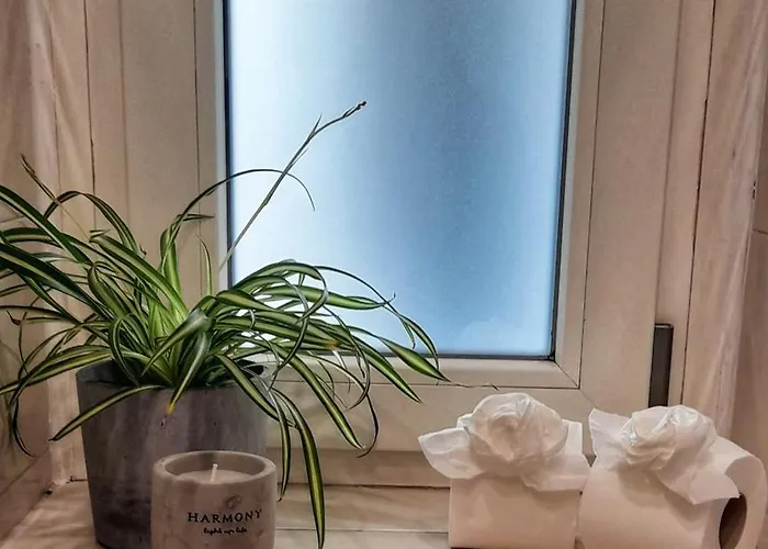 Porto Vecchio - Charming Lakefront In The Heart Of