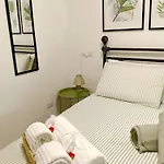 Porto Vecchio - Charming Lakefront In The Heart Of Apartman Domaso