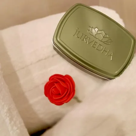 Porto Vecchio - Charming Lakefront In The Heart Of